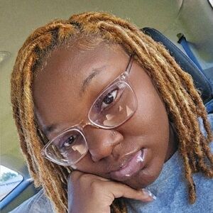 Meet your Posher, Aleeah